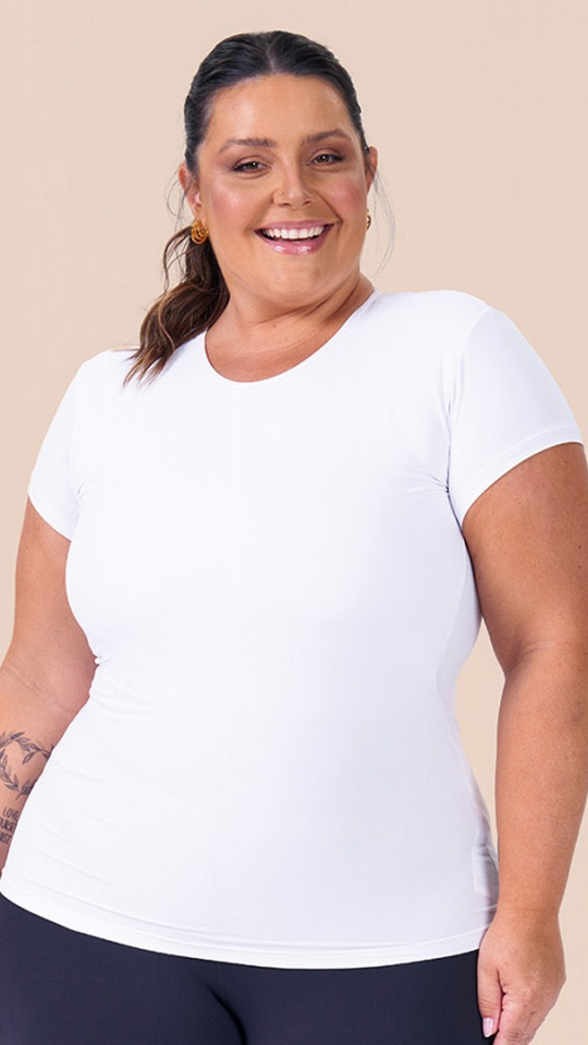 24270571 - Blusa Feminina B.ON Segunda Pele Plus Size Branca